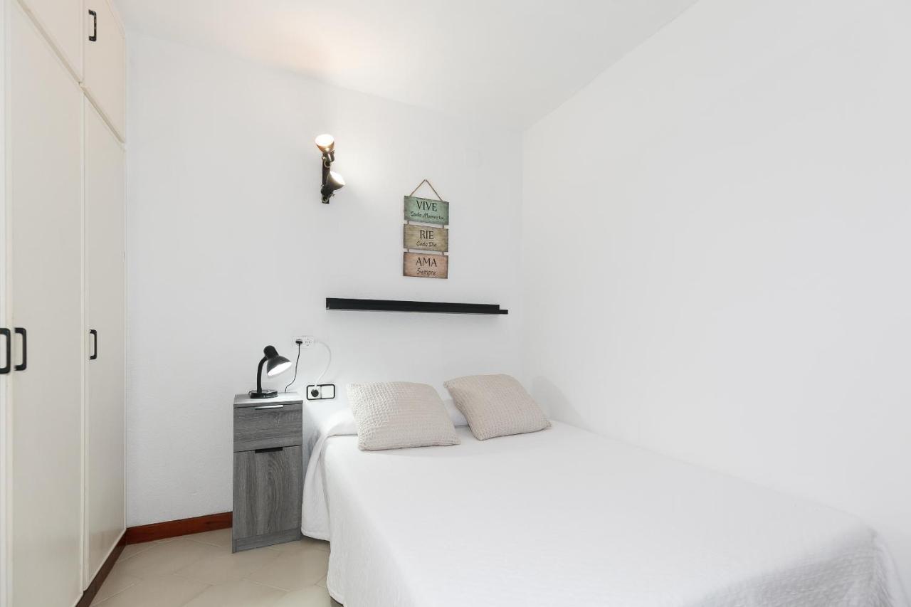 Uhc Novelty Apartments Salou Exterior foto