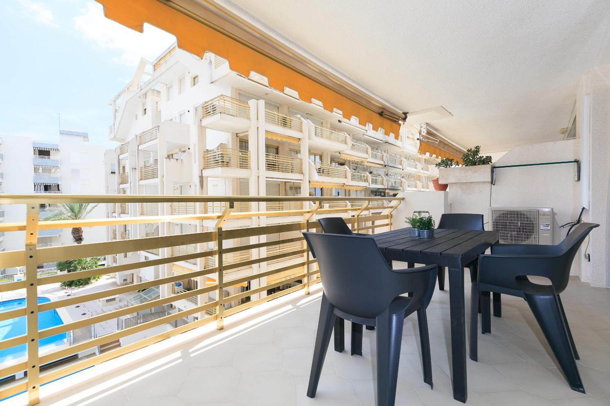 Uhc Novelty Apartments Salou Quarto foto