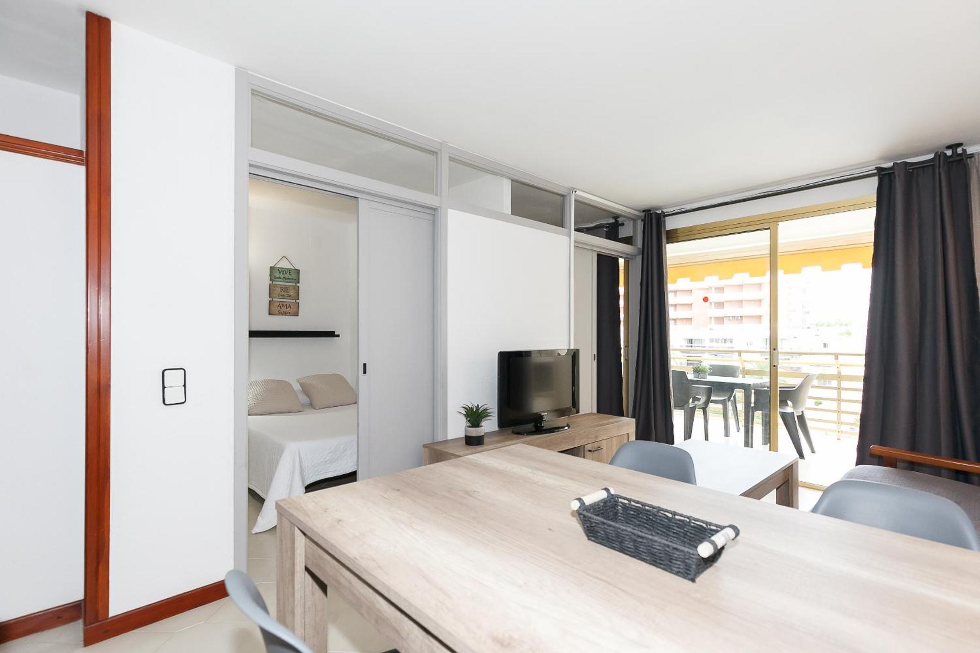 Uhc Novelty Apartments Salou Quarto foto