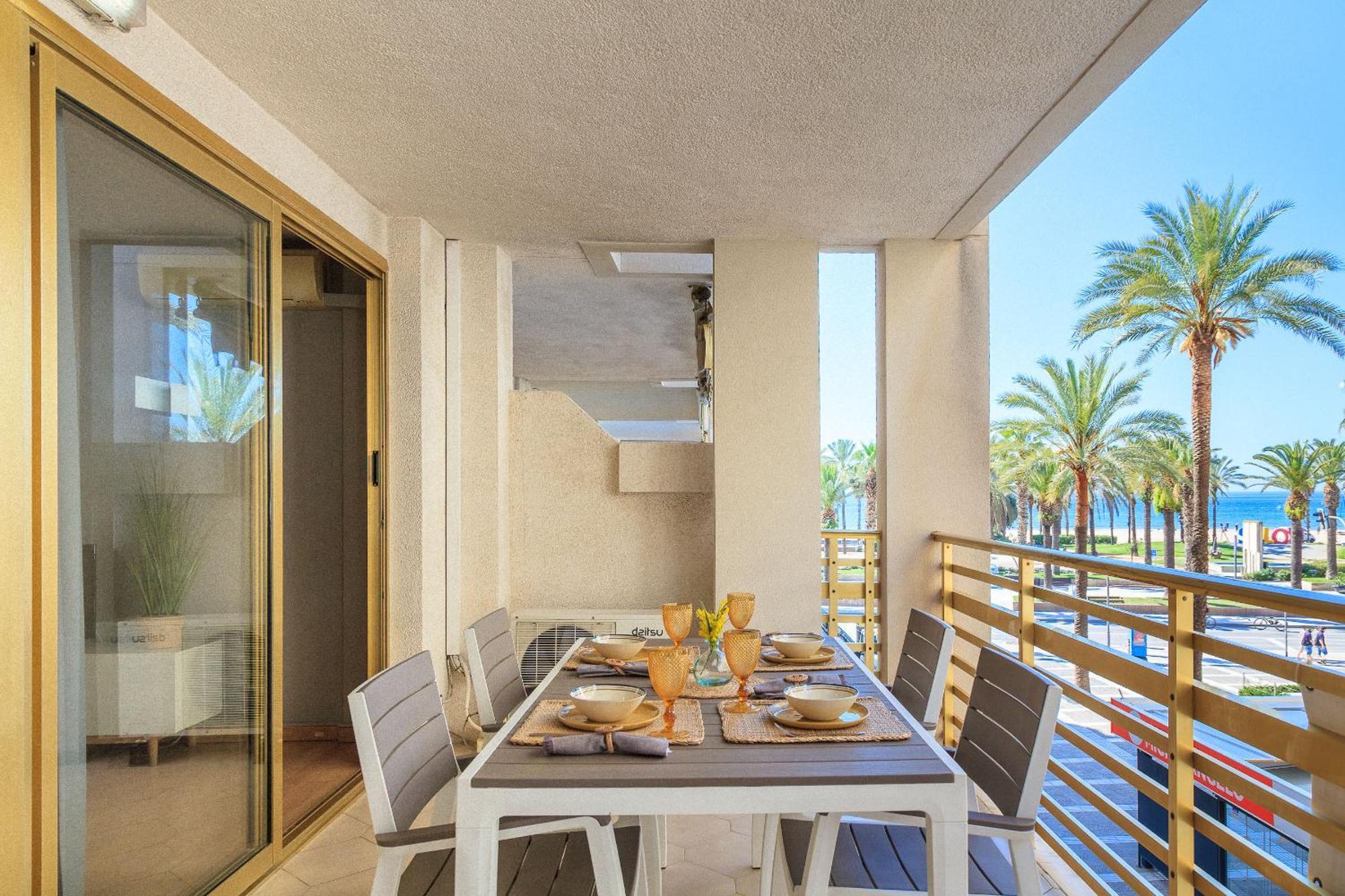 Uhc Novelty Apartments Salou Quarto foto