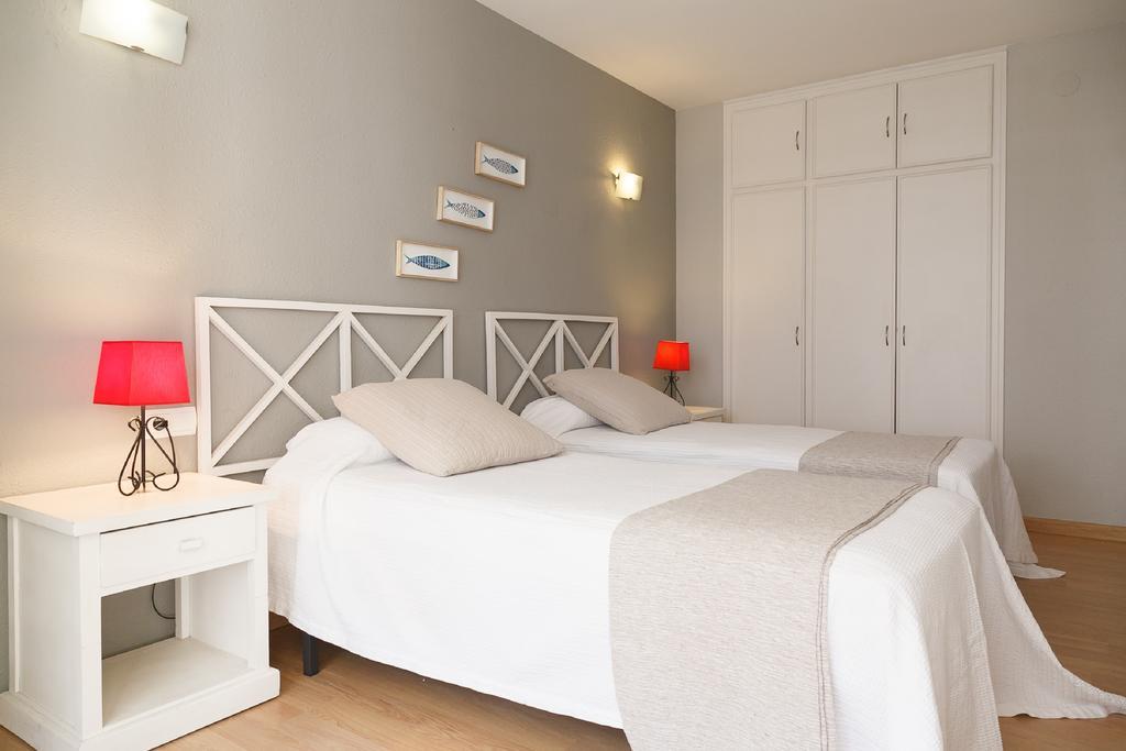 Uhc Novelty Apartments Salou Exterior foto